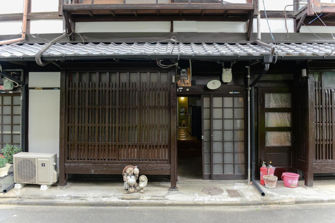 Vila Nishioji Tanuki 西大路 狸 Kjóto Exteriér fotografie